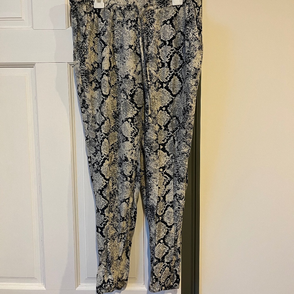 Soft Joie Snakeskin Print Pants